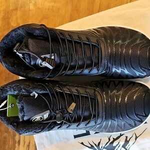 💖 HIKE FOOTWEAR BLACK Hiking Boots  (💲price reduced!) 💖 NWT